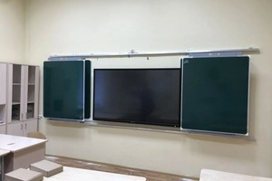 Раздвижная рельсовая система досок для интерактивных систем — Мамытов Улан Исламович