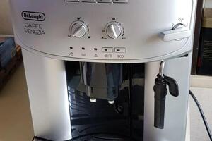 Кофемашина DELONGHI Caffe Venezia — Парфенов Артур Викторович