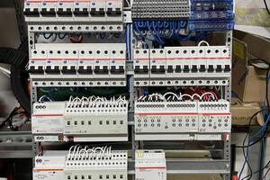 Сборка щита автоматизации системы умного дома KNX EIB — Волчек Михаил Викторович