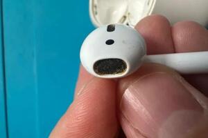 Чистка airpods — Бочковский Сергей Геннадьевич