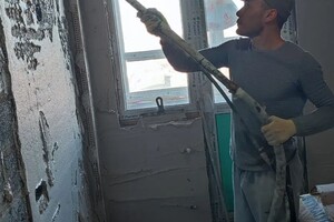 Бирюков Юрий Викторович — Процесс оштукатуривания стен — Портфолио №3