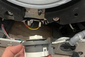 Богураев Павел Александрович — Замена сливных насосов стиральных и посудомоечных машин ! Честные цены на работы ! — Портфолио №10