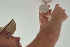 Чувашенко Андрей Викторович — Установка точечного светильника — Портфолио №1