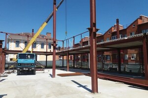 Дубовский Геннадий Борисович — Монтаж металлоконструкций ангаров торговых центров сэндвич панели — Портфолио №39