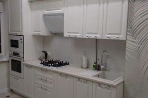 Глушко Вячеслав Викторович — Кухня, фасады МДФ крашеные (стиль: арт-деко). — Портфолио №6