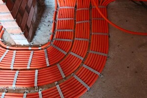 Гусаков Алексей Владимирович — Черновой монтаж по полу в жесткой ПНД трубе. Как альтернатива под стяжку. — Портфолио №10