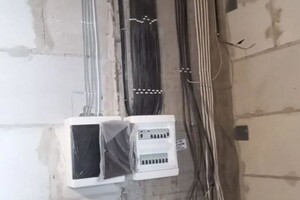 И.Я. ИП Молодых — - полный электромонтаж по дизайн-проекту; - установка накладных щитов; - протяжка слаботочных линий — Портфолио №22