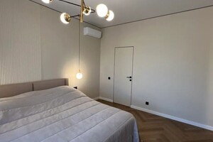 Юдин Владислав Владимирович — Подготовка стен и поклейка обоев с эффектом покраски — Портфолио №15