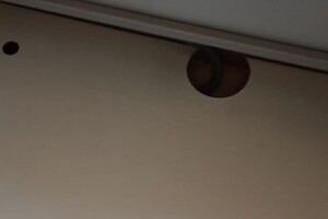 К Валерий Михайлович — Отверстие под вилку с проводом. — Портфолио №27