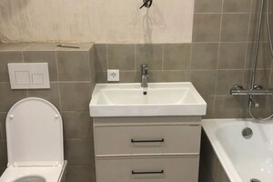 Кузьмин Николай Владимирович — Установка подвесного унитаза , умывальник с тумбой — Портфолио №23