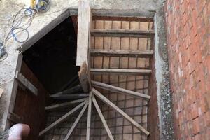 Марченко Игорь Викторович — Лестница в подвальное помещение — Портфолио №20