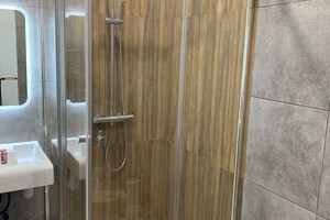 Мартыненко Максим Витальевич — Монтаж душевого остекления, душевого смесителя со стойкой — Портфолио №76