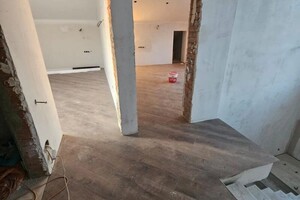 Мирошников Алеусей Андреивич — Укладка ламината по диогонали — Портфолио №12