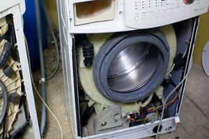 Муковнин Александр Алексеевич — Обслуживание стиральной машины с полной разборкой корпуса. — Портфолио №1