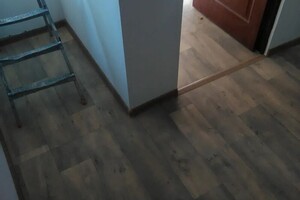 Плетнёв Роман Валериевич — Укладка линолеума,монтаж плинтуса напольного — Портфолио №142