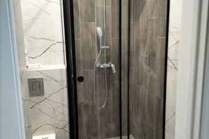 Сергушев Андрей Васильевич — Душевая из стекла раздвижная угловая — Портфолио №15