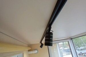 Тимошин Дмитрий Игоревич — Трековые светильник на натяжном потолке. — Портфолио №61