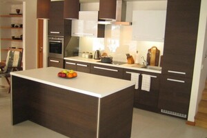 Тухбатов Сергей Мухтарович — Встроенная кухня с островом — Портфолио №1