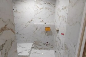 Ванная комната с подонном в строительной исполнении и с инсталяцией — Варданян Меружан