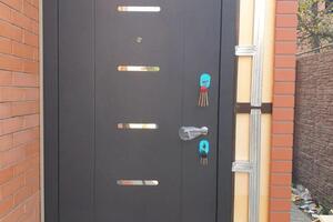 Винокуров Егор Викторович — Установка входной двери в дом. — Портфолио №9