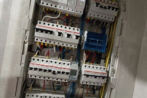 Вышковский Владимир Владимирович — Некоторые заказчики спрашивают, для чего нужен бокс 36 модуля если у меня автоматических выключателей всего 25. Вот вам... — Портфолио №9