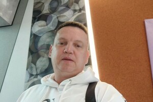 Тихие стены — Иншин Андрей Николаевич