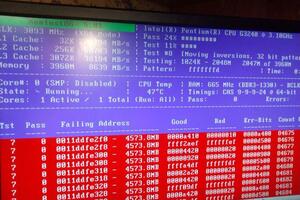 Диагностика компьютера, отключается при работе. Тест оперативки показал неисправность 1 из 2 оперативок — Садков Владимир Викторович