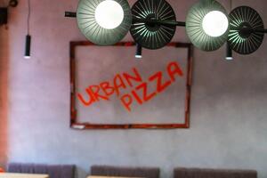 Дизайн проект кафе URBAN PIZZA на канале Грибоедова 59; Выполнен проект в индастриал стиле; Пять арт объектов сделаны... — Неило Ирина Олеговна