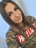 Зенина Анастасия Александровна — отделочник, маляр-штукатур; поклейка обоев (Томск)