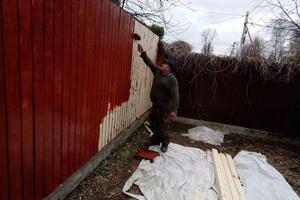 Деревянный забор штакетник — Давлатов Нуриддин Бабакулович