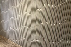Обои с рисунком очень эффектно смотрятся, особенно, если их сочетать с однотонными. — Магин Евгений Витальевич