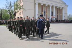 Парад на площади — Платонова Надежда Евгеньевна