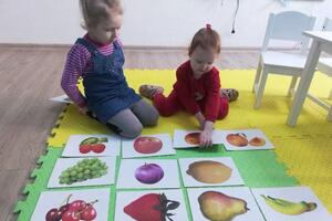 Learning Fruit with Kids — Велиляева Сабина Тимуровна