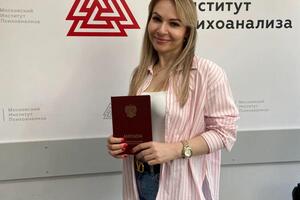 Важно не просто иметь образование в области психологии, важно уметь применять полученные знания и навыки, в работе с... — Казарова Нарине Владимировна