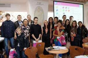 \'United in variety\' EF city wide event, Moscow, Biblioglobus. — Сэйдмэн Эльвира Мирхатимовна