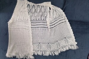 Смирнова Элина Юрьевна — Безрукавка ажурная (крючок) — Портфолио №6