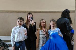 Ученики перед конкурсным выступлением — Смутыло Елизавета Тимуровна
