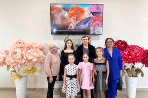 Кириллова Мария Кирилловна — Перед концертом, с учениками и родителями профессионального музыкального учереждения — Портфолио №93