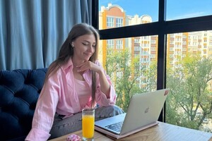 Михайлевич Валентина Геннадьевна — Почему онлайн?; Вы не тратите время на дорогу до учебного заведения, не должны держать лицо и надевать какую-то... — Портфолио №62