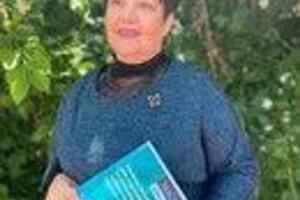 Mrs Helen я опытный преподаватель английского языка.; В своей работе применяю различные педагогические приемы и... — London32 Центр языков