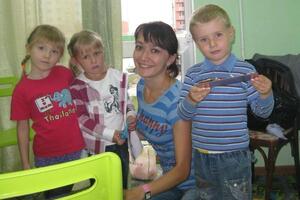 На занятиях в кружке. — Ибрагимова Наталья Сафарбековна